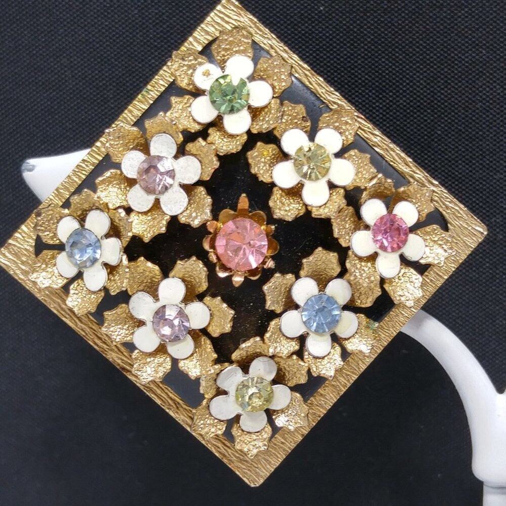 Vintage Flower Enamel Rhinestone Clip-on Earrings, 1950s, 1 1/8 Inches - Picture 2 of 7